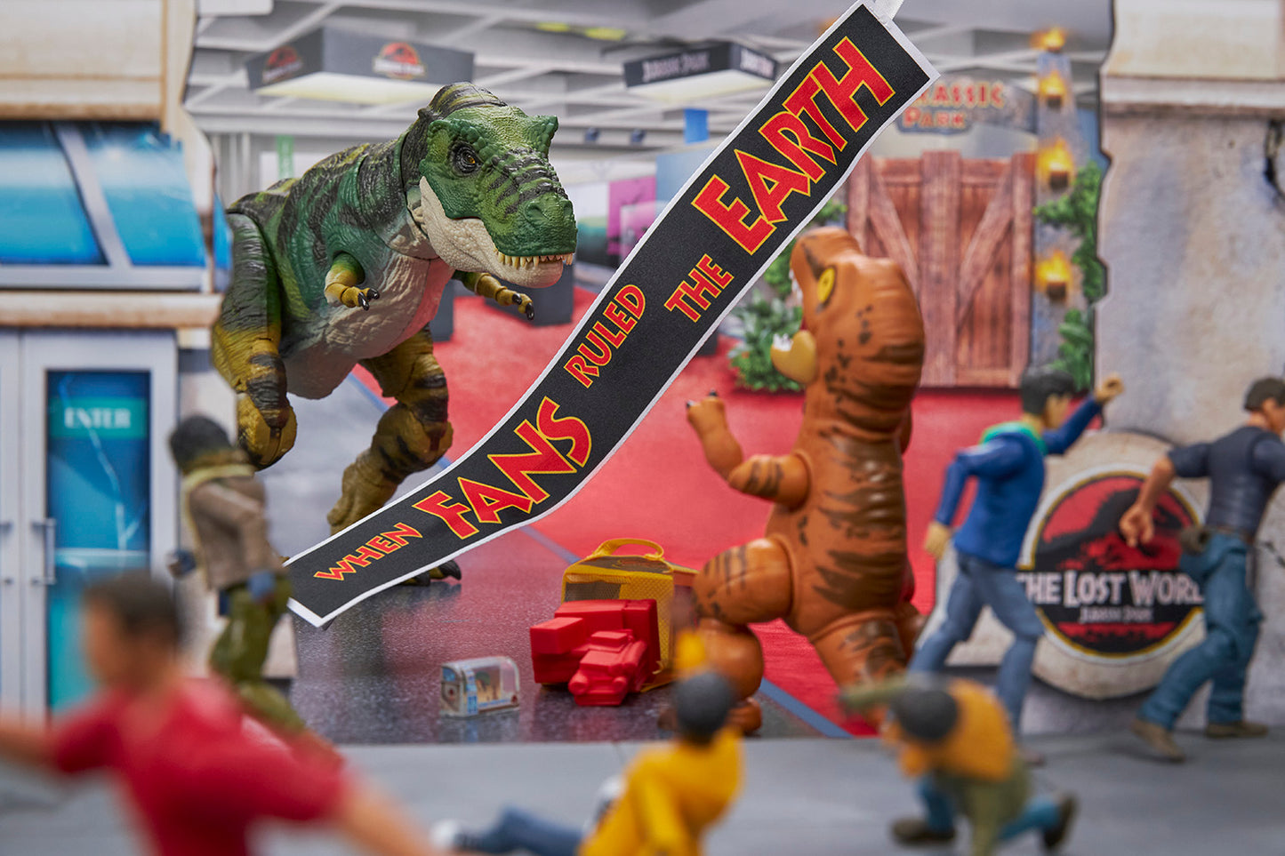 SDCC 2025 Mattel Creations - Jurassic World Hammond Collection T. Rex Convention Crasher™ Set